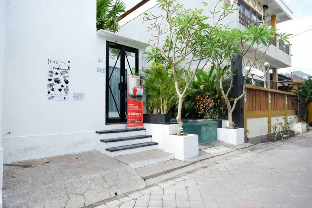 Reddoorz @ Jalan Raya Semat Canggu Hostel Bali Exterior photo